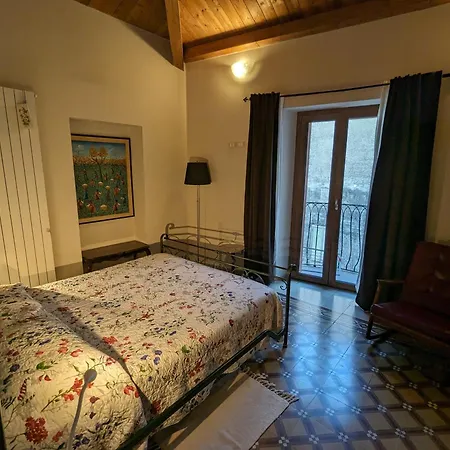 La Porta Rossa